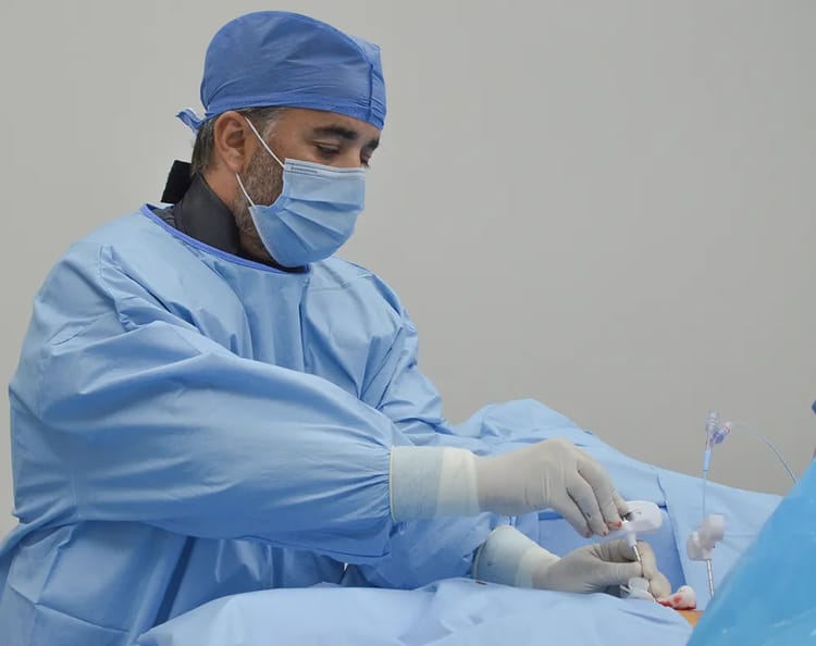 cirugía minima invasiva de columna