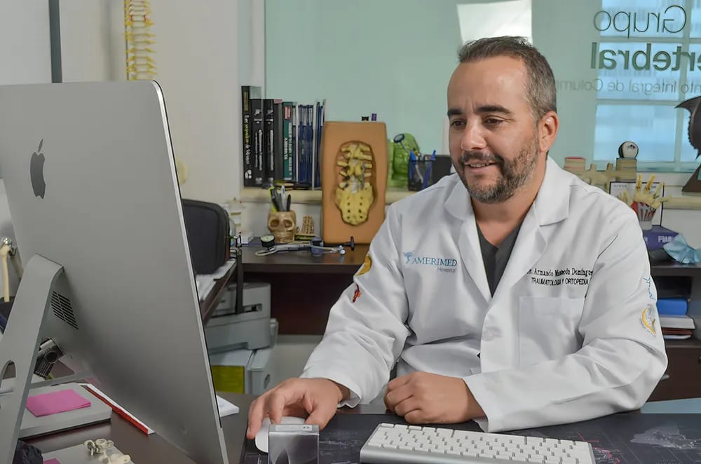 Dr mantecon en consulta